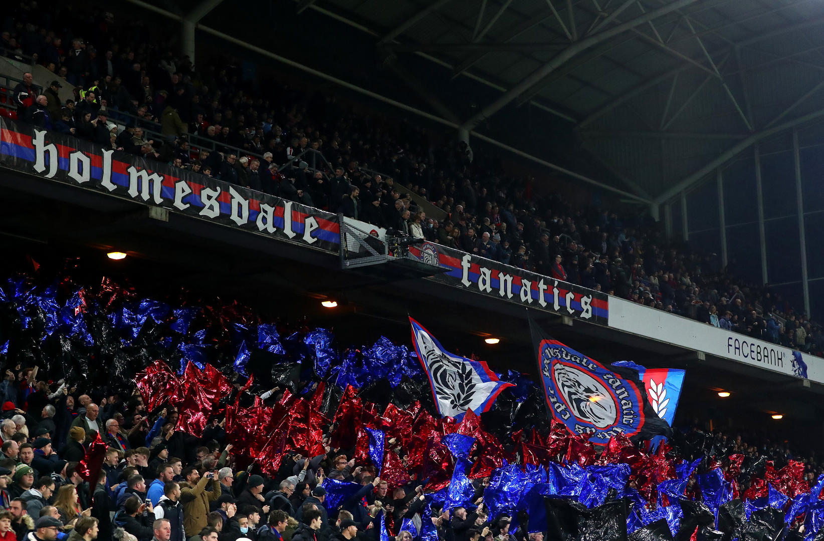 仿佛在进行 仿佛在进行