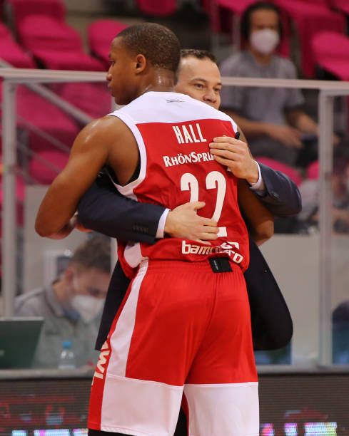 刻的市场洞 刻的市场洞